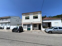 Moradia T5 - So Miguel do Rio Torto, Abrantes, Santarm