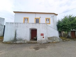 Moradia T3 - Valhascos, Sardoal, Santar�m