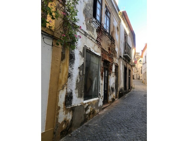 Prédio - Abrantes, Abrantes, Santarém - Imagem grande