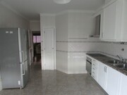 Apartamento T3 - Abrantes, Abrantes, Santarm - Miniatura: 2/9