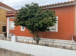 Moradia T3 - Pego, Abrantes, Santar�m