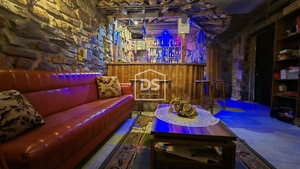 Moradia T5 - Aldeia de Santo Ant�nio, Sabugal, Guarda