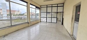 Armaz�m T0 - Vilar Formoso, Almeida, Guarda - Miniatura: 24/24