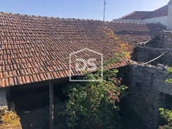 Moradia T3 - Vila Cova do Covelo, Penalva do Castelo, Viseu - Miniatura: 9/11