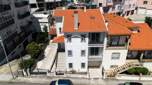 Moradia T4 - Guarda, Guarda, Guarda