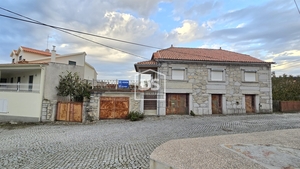 Moradia T4 - Moimentinha, Trancoso, Guarda - Miniatura: 2/24