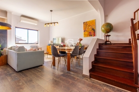 Apartamento T4 - Alto do Seixalinho, Barreiro, Setúbal