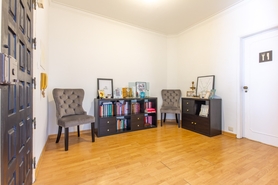 Apartamento T3 - Santo Ant�nio da Charneca, Barreiro, Set�bal - Miniatura: 2/35