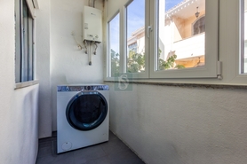 Apartamento T3 - Santo Ant�nio da Charneca, Barreiro, Set�bal - Miniatura: 8/35