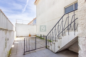 Apartamento T3 - Santo Ant�nio da Charneca, Barreiro, Set�bal - Miniatura: 21/35