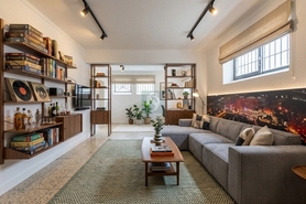 Apartamento T3 - Santo Ant�nio da Charneca, Barreiro, Set�bal - Miniatura: 30/35