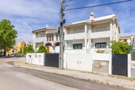 Apartamento T3 - Santo Ant�nio da Charneca, Barreiro, Set�bal - Miniatura: 34/35