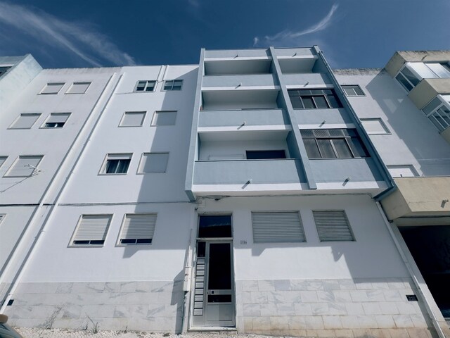 Apartamento T2 - Baixa da Banheira, Moita, Set�bal - Imagem grande