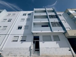 Apartamento T2 - Baixa da Banheira, Moita, Set�bal