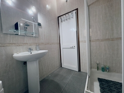 Moradia T5 - Pinhal Novo, Palmela, Set�bal - Miniatura: 67/84