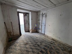 Prédio - Caldas da Rainha, Caldas da Rainha, Leiria - Miniatura: 8/50