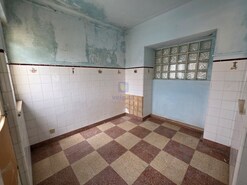 Prédio - Caldas da Rainha, Caldas da Rainha, Leiria - Miniatura: 39/50