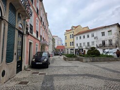 Prédio - Caldas da Rainha, Caldas da Rainha, Leiria - Miniatura: 48/50