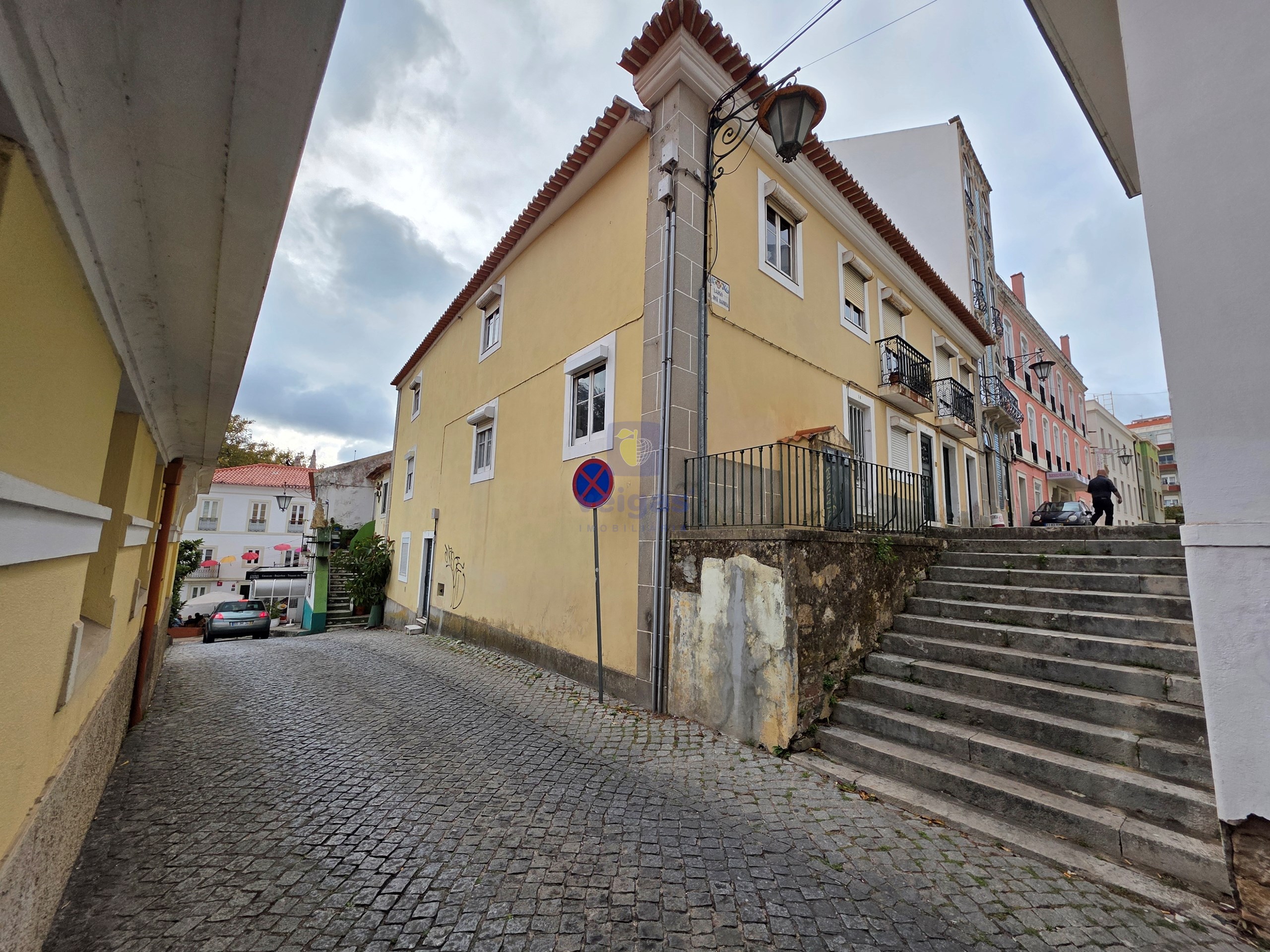 Pr�dio - Caldas da Rainha, Caldas da Rainha, Leiria - Miniatura: 2/50