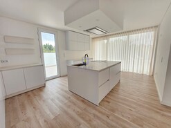 Moradia T3 - Vau, �bidos, Leiria - Miniatura: 27/40