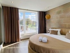 Moradia T6 - Gaeiras, �bidos, Leiria - Miniatura: 1/37