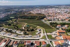 Moradia T2 - Caldas da Rainha, Caldas da Rainha, Leiria - Miniatura: 1/32