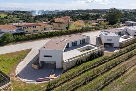 Moradia T2 - Caldas da Rainha, Caldas da Rainha, Leiria - Miniatura: 15/32