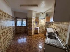 Apartamento T3 - Caldas da Rainha, Caldas da Rainha, Leiria - Miniatura: 11/14