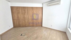 Loja T0 - Caldas da Rainha, Caldas da Rainha, Leiria - Miniatura: 2/8