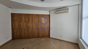 Loja T0 - Caldas da Rainha, Caldas da Rainha, Leiria - Miniatura: 5/8