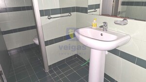 Loja T0 - Caldas da Rainha, Caldas da Rainha, Leiria - Miniatura: 7/8