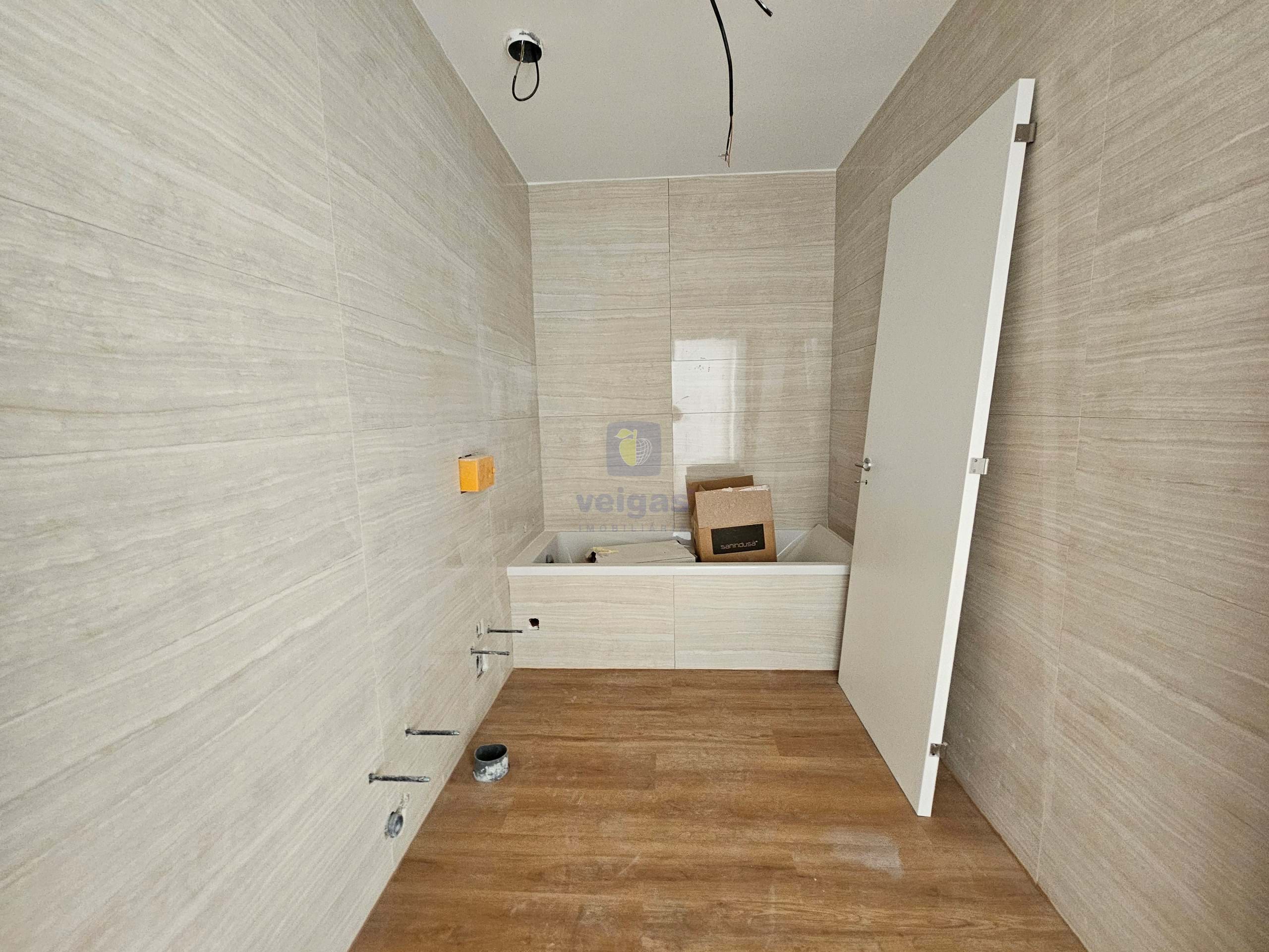 Apartamento T2 - S�o Martinho do Porto, Alcoba�a, Leiria - Miniatura: 3/14