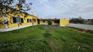 Moradia T3 - Gloria do Ribatejo, Salvaterra de Magos, Santar�m - Miniatura: 15/39