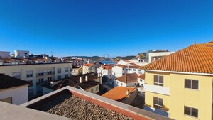 Apartamento T2 - S�o Martinho do Porto, Alcoba�a, Leiria - Miniatura: 25/49
