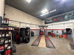 Armaz�m T0 - Usseira, �bidos, Leiria - Miniatura: 2/48