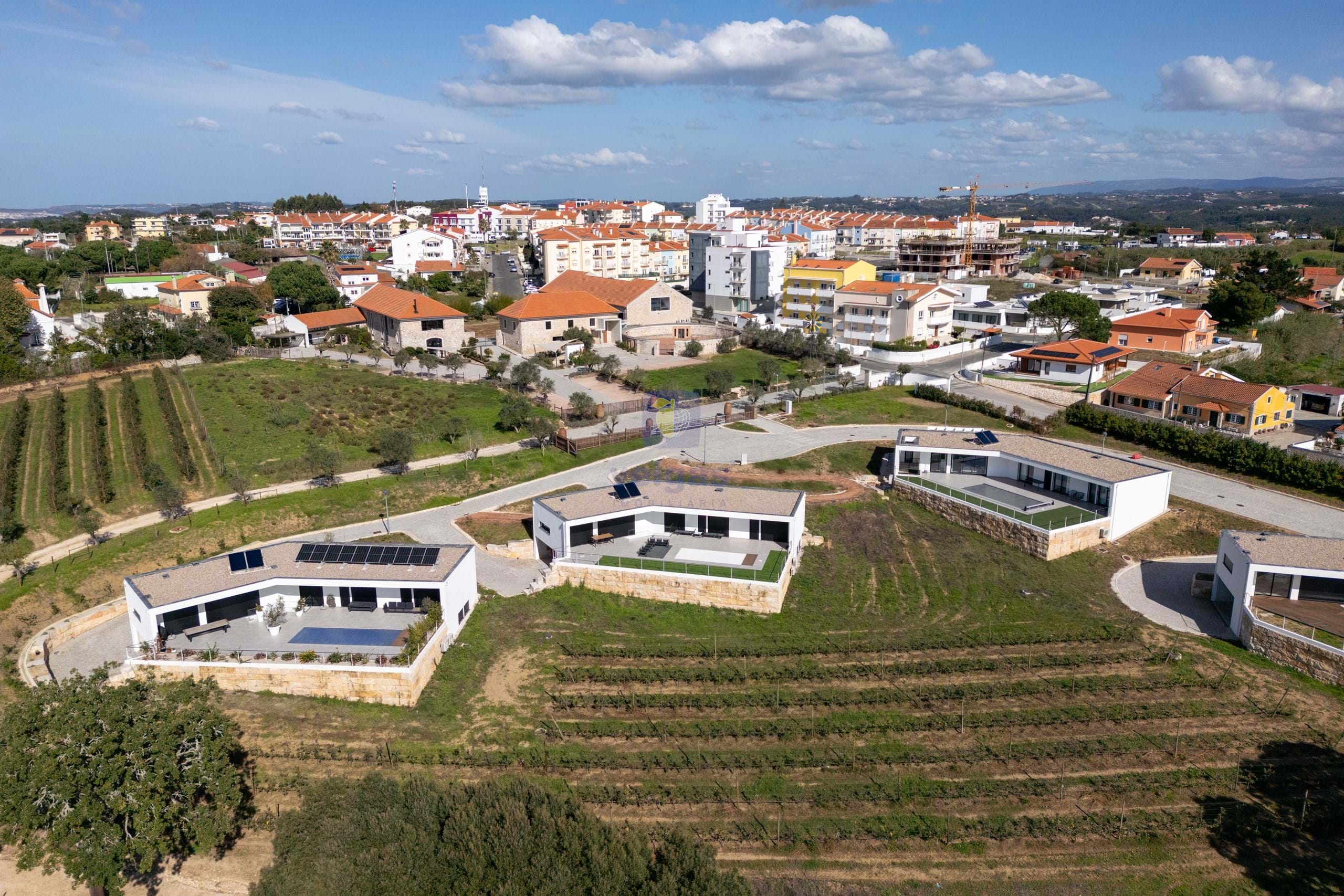 Moradia T2 - Caldas da Rainha, Caldas da Rainha, Leiria - Imagem grande