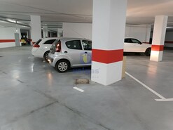 Garagem T0 - Caldas da Rainha, Caldas da Rainha, Leiria - Miniatura: 3/10