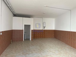 Armaz�m T0 - Salir de Matos, Caldas da Rainha, Leiria - Miniatura: 8/12