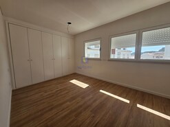 Apartamento T1 - S�o Martinho do Porto, Alcoba�a, Leiria - Miniatura: 13/18