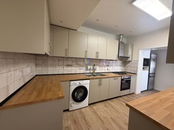 Moradia T5 - Caldas da Rainha, Caldas da Rainha, Leiria - Miniatura: 4/36