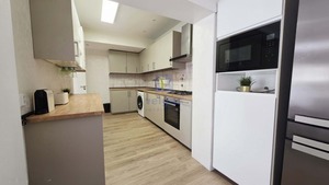 Moradia T5 - Caldas da Rainha, Caldas da Rainha, Leiria - Miniatura: 6/36