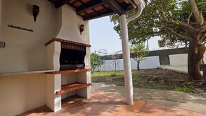 Moradia T5 - Caldas da Rainha, Caldas da Rainha, Leiria - Miniatura: 30/36