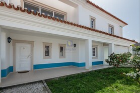 Moradia T5 - Santa Maria, �bidos, Leiria - Miniatura: 21/63