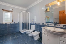 Moradia T5 - Santa Maria, �bidos, Leiria - Miniatura: 45/63