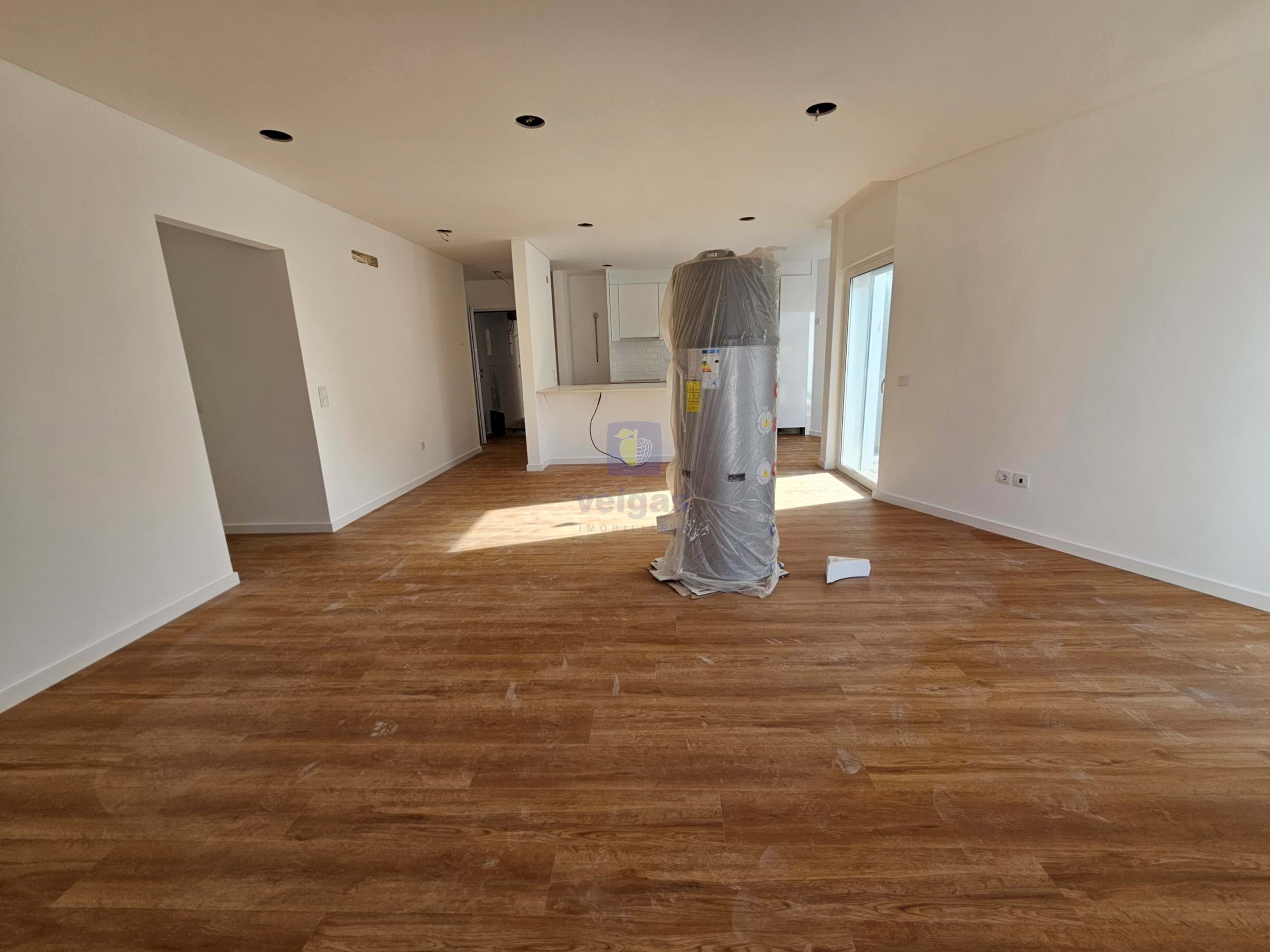 Apartamento T2 - S�o Martinho do Porto, Alcoba�a, Leiria - Miniatura: 2/23