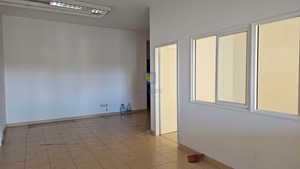 Loja T0 - Caldas da Rainha, Caldas da Rainha, Leiria - Miniatura: 19/23