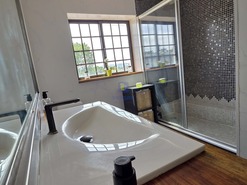 Moradia T4 - S�o Martinho do Porto, Alcoba�a, Leiria - Miniatura: 18/30