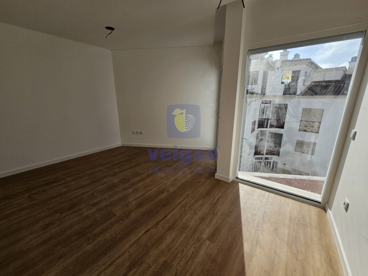 Apartamento T2 - S�o Martinho do Porto, Alcoba�a, Leiria - Miniatura: 4/9