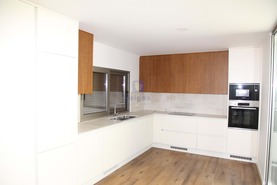 Moradia T4 - Atouguia da Baleia, Peniche, Leiria - Miniatura: 16/39