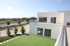 Moradia T4 - Atouguia da Baleia, Peniche, Leiria - Miniatura: 35/39